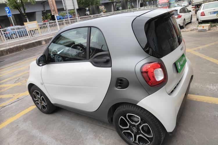 Used smart fortwo 2018 0.9T 66kW Hardtop Pioneer Edition China V Emission Standard