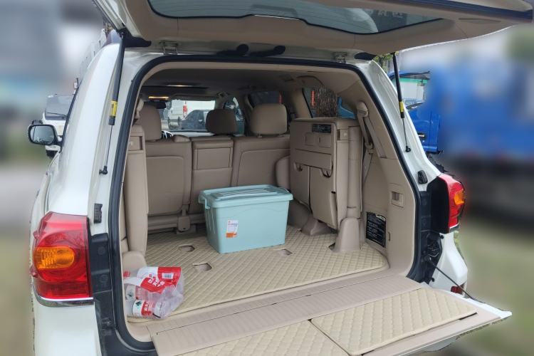 Used Toyota Land Cruiser 