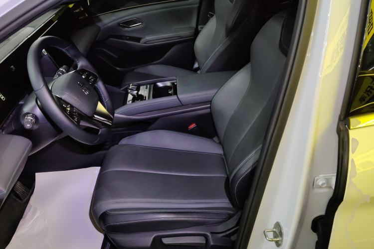 Used BYD Qin L 2024 DM-i 80KM Leading Model