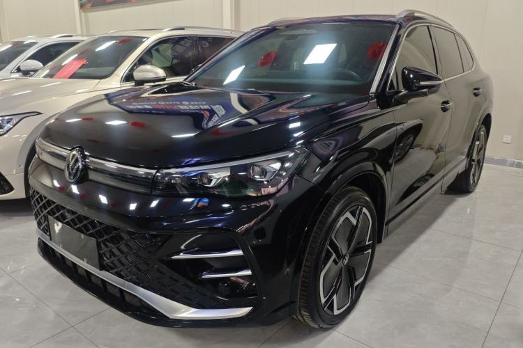 Used Volkswagen Tiguan L 2024 PRO 330TSI Two-Wheel Drive R-Line Prestige Edition