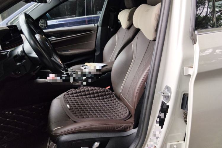 Used BMW 5 Series 2021 525Li M Sport Package Left Front Seat