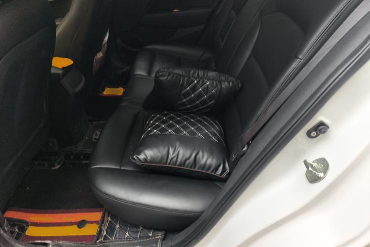 Used Hyundai Elantra (6th Generation / Lingdong) 2016 1.6L Automatic ZhiXuan – Elite Version Left Rear Seat