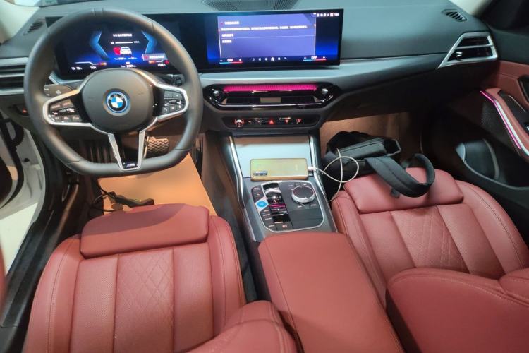 Used BMW i3 2025 eDrive 35 L
