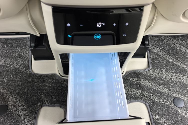 Used Wey Gaoshan 2025 Four-Wheel Drive Alpine 8