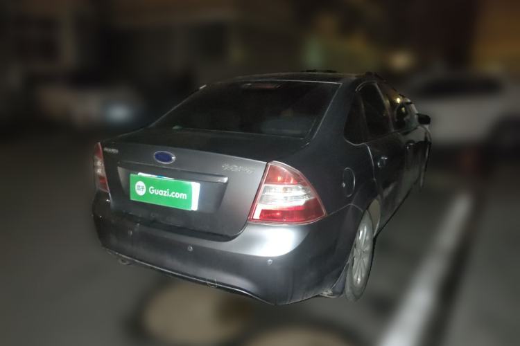 Used Ford Focus 2012 Sedan Classic 1.8L Automatic Fashion Edition
