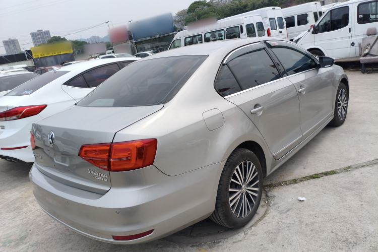 Used Volkswagen Sagitar 2017 230TSI Automatic Luxury Edition Rear Right 45 Deg