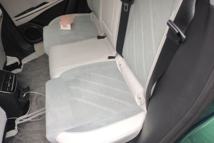 Used VOYAH FREE 2025 318 318 km Rear-Drive Touring Edition Left Rear Seat