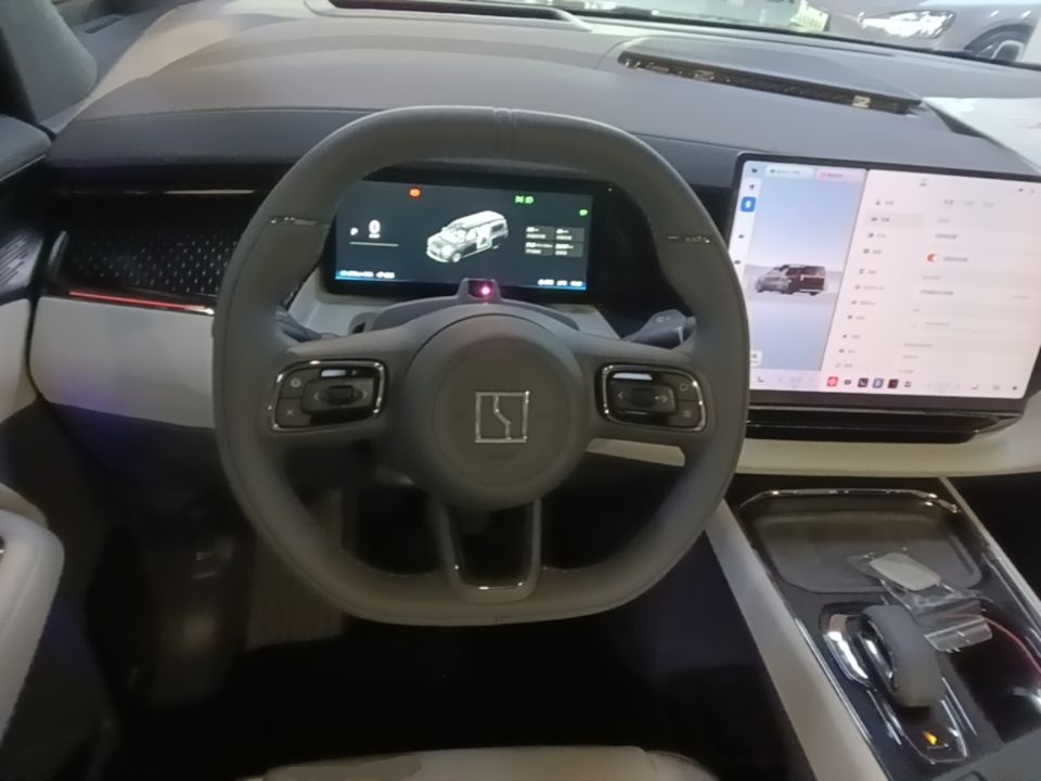 Zeekr 009 2024 Six-Seat Executive Version 4WD 108 kWh — снимка 13