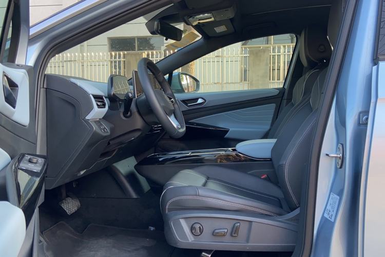 Used Volkswagen ID.4 X 2025 Smart Version Pure & Intelligent Enjoyment Edition