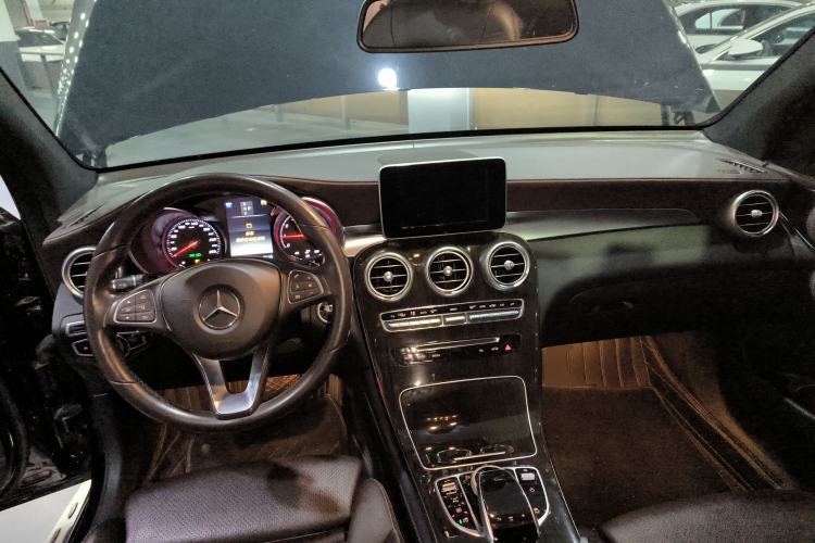 Used Mercedes-Benz GLC 2018 GLC 260 4MATIC Dynamic Edition
