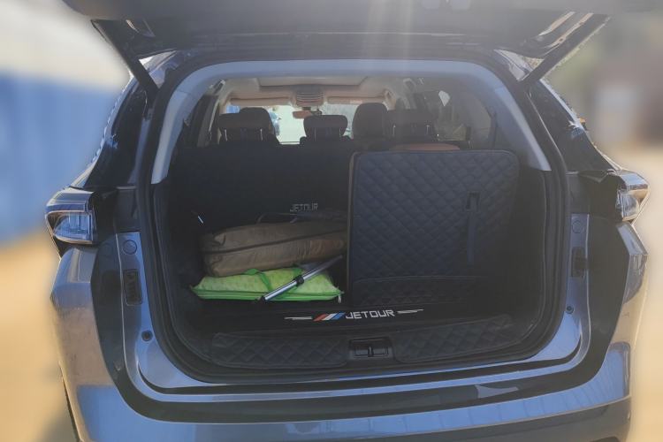 Used JETOUR X70 PLUS 2025 1.5T Luxury Edition 7-Seater