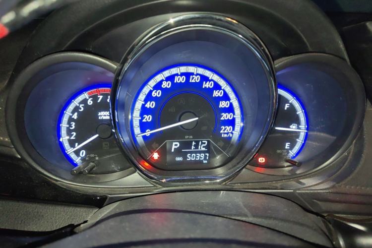 Used Toyota YARiS L Zhi Xuan 2016 Revised Version 1.5G CVT with Dynamic Sunroof