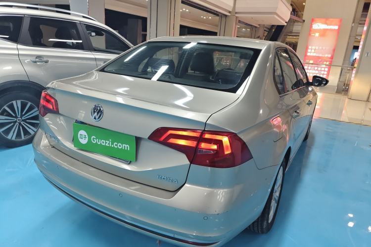 Used Volkswagen Bora 2016 1.6L Automatic Comfort Model Rear Right 45 Deg