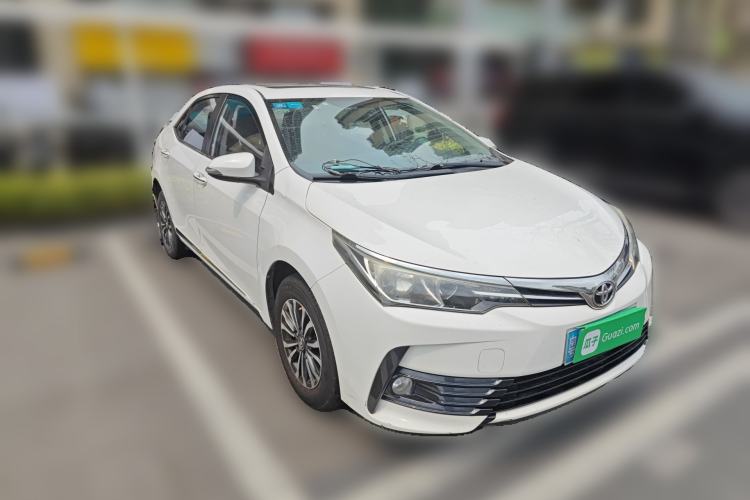 Used Toyota Corolla 2017 Revised Version 1.2T S-CVT GL-i Front Right 45 Deg