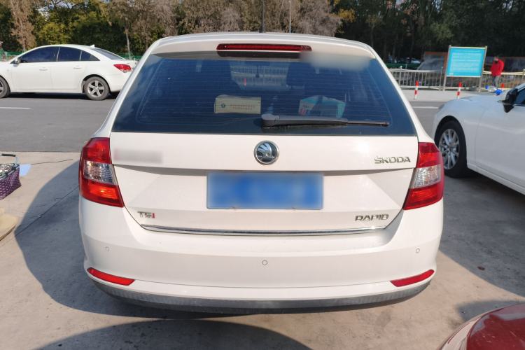 Used Skoda Rapid Spaceback 2014 1.4 TSI DSG Trend Edition
