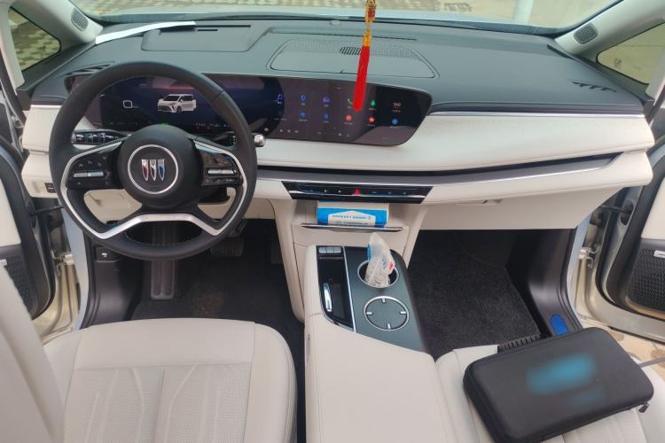 Used Buick GL8 New Energy 2024 Lu Zun Deluxe Edition 7-Seater
