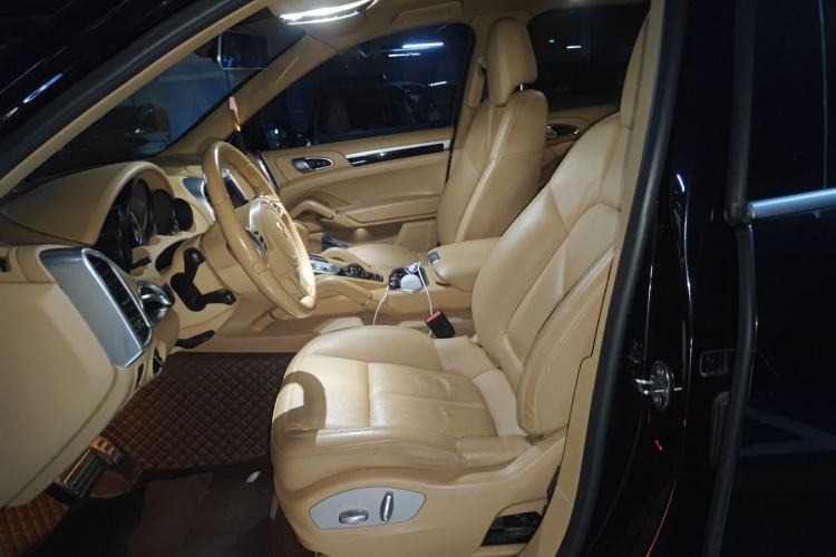 Used Porsche Cayenne 2014 Cayenne Platinum Edition 3.0T