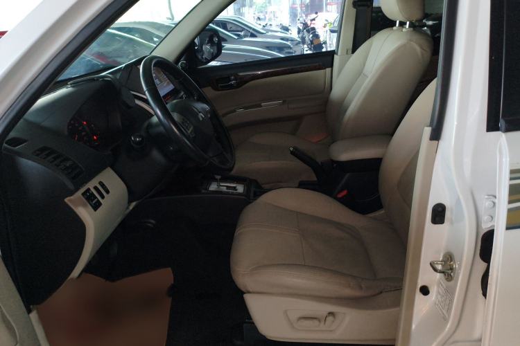 Used Mitsubishi Pajero Sport 2013 3.0L Automatic Two-Wheel Drive Luxury Edition