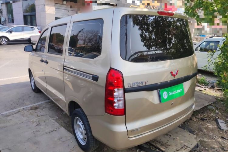 Used Wuling Hongguang V 2022 1.5L Jingqu Edition Electric-Assist LAR Exterior 2
