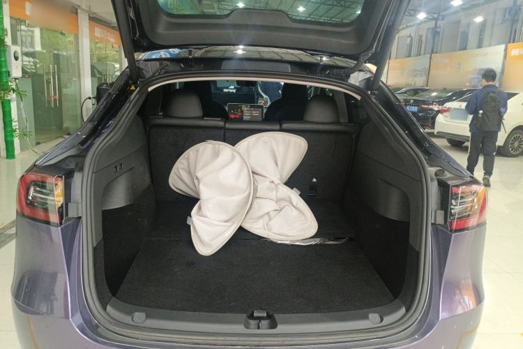 Used Tesla Model Y 2024 Rear-Wheel-Drive Version