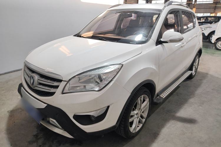 Used CHANGAN CS35 2016 1.6L Automatic Luxury Model China IV Standard Front Left 45 Deg