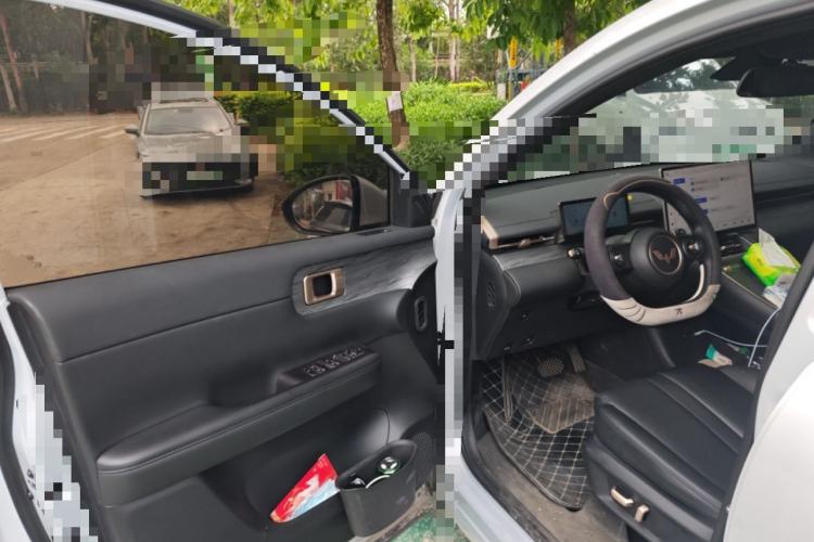 Used Wuling Xingguang S 2024 130km Flagship Version
