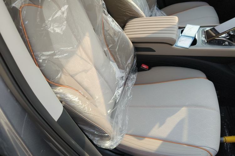 Used BYD Yuan PLUS 2024 Honor Edition 430KM Beyond Model
