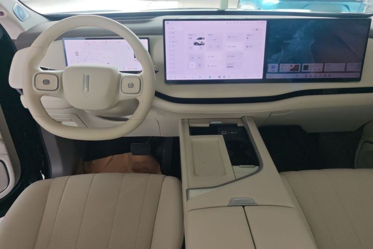 Used Wey Lanshan 2025 Four-Wheel Drive Max
