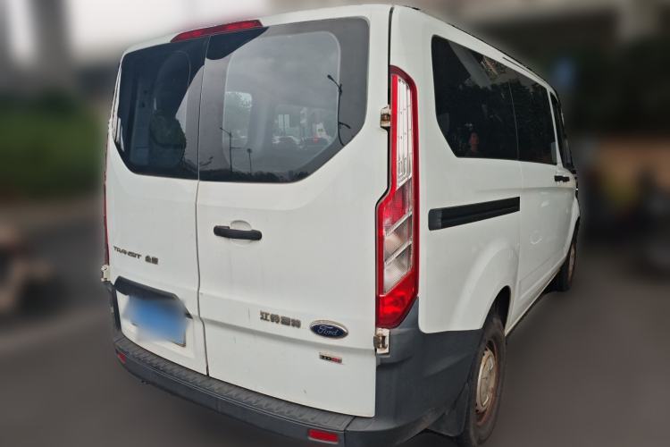Used Ford Transit 2019 2.0T Diesel Multi-Purpose Commercial Vehicle Short Wheelbase Low Roof 6-Seater China VI Standard
