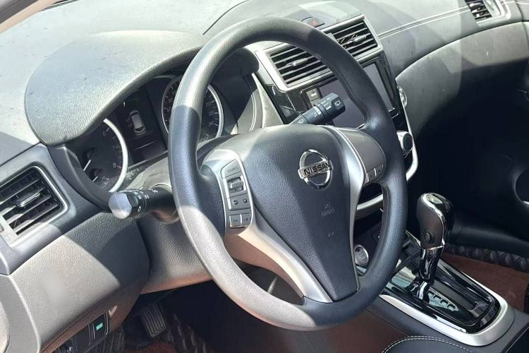 Used Nissan Tiida 2019 1.6L CVT Smart Drive Version China VI Standard