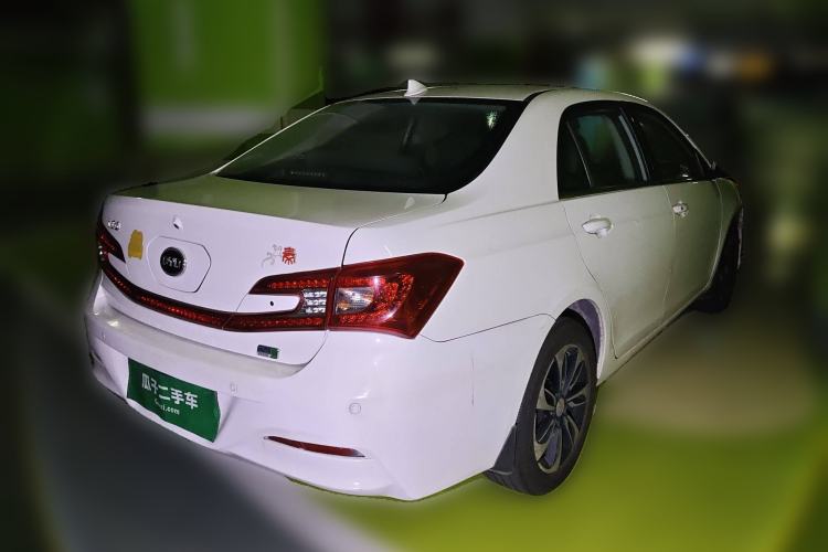 Used BYD Qin New Energy 2015 1.5T Dual-Crown Flagship Edition
