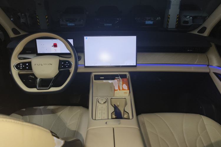 Used Chery Fengyun T9 2024 120 Long-Range Comfort Version 7 Seats Lithium Iron Phosphate Center Console