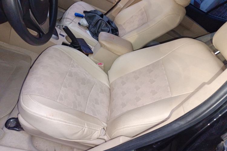 Used Toyota Corolla 2014 1.6L CVT GL Left Front Seat