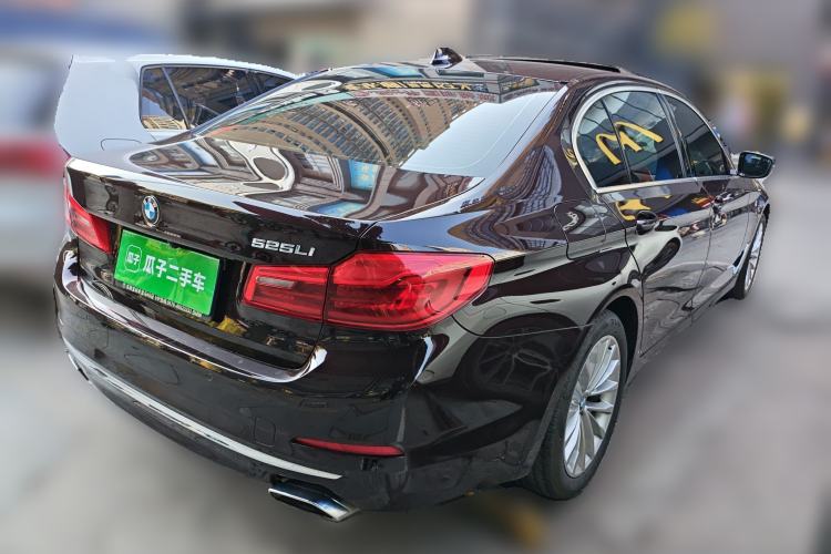 Used BMW 5 Series 2019 525Li Luxury Package