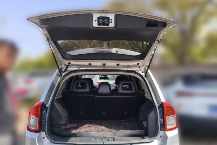 Used Jeep Compass 2011 2.0L two-wheel drive sport version