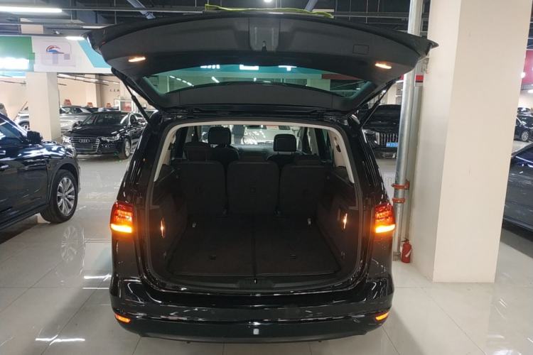 Used Volkswagen Sharan 2018 380TSI Comfort Edition 7-Seater