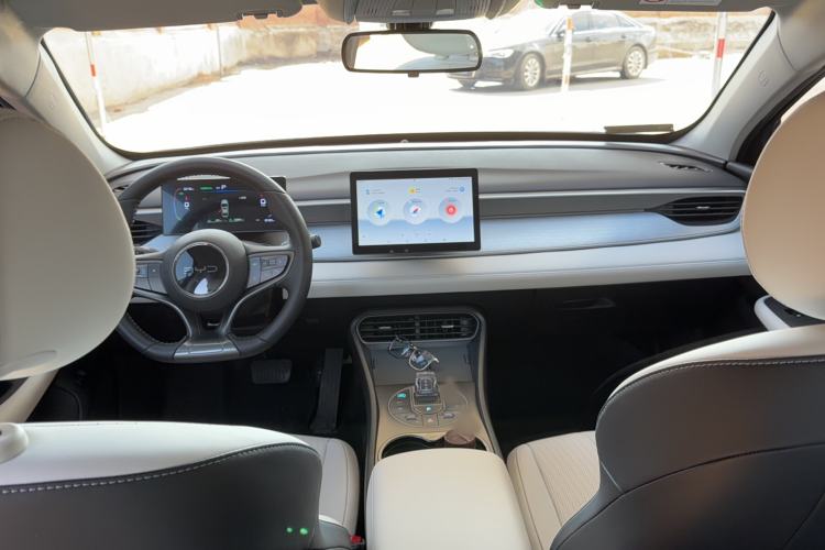 Used BYD Seal 05 DM-i 2025 DM-i Smart Drive 55KM Luxury Model Interior 1