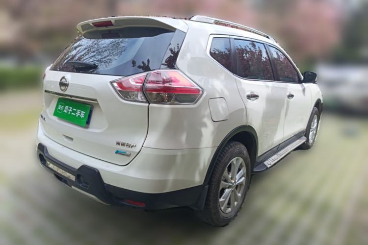 Used Nissan X-Trail 2015 2.0L CVT Comfort MAX Edition 2WD