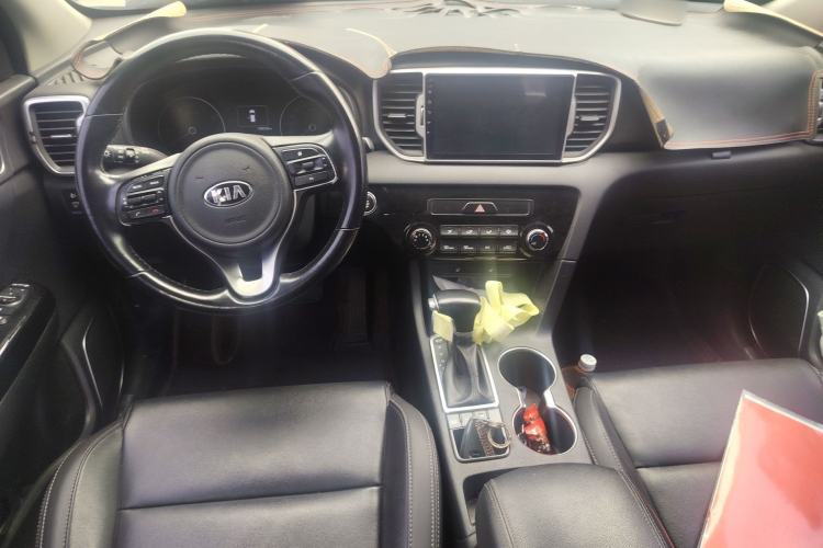 Used Kia KX5 2016 2.0L Automatic 2WD Premium Interior 2