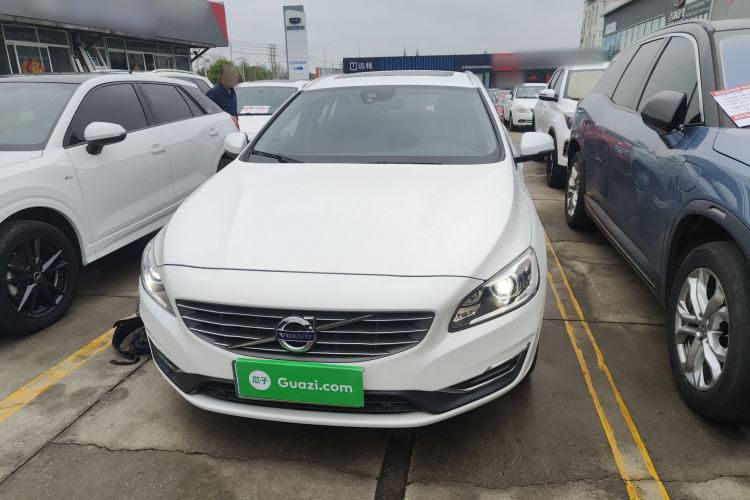Used Volvo V60 2017 T5 Zhiyi Edition China V Standard Front
