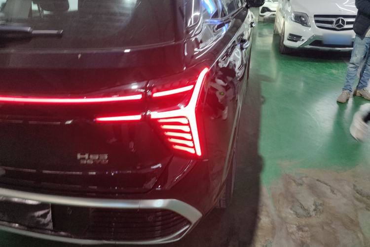 Used Hongqi HS3 2023 1.5T Two-Wheel Drive Shanwei Edition
