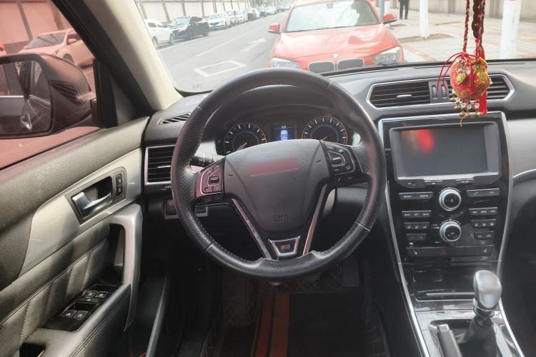 Used Haval H2 2014 1.5T Manual Two-Wheel Drive Elite Edition