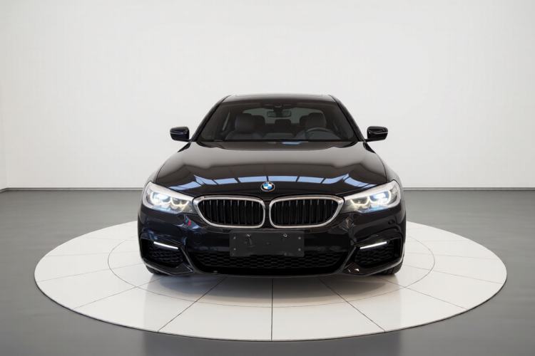 Used BMW 5 Series 2018 Restyled 530Li Leading Edition M Sport Package