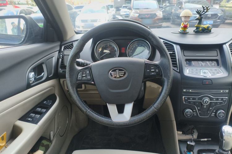 Used Bestune B50 2013 1.6L manual luxury version
