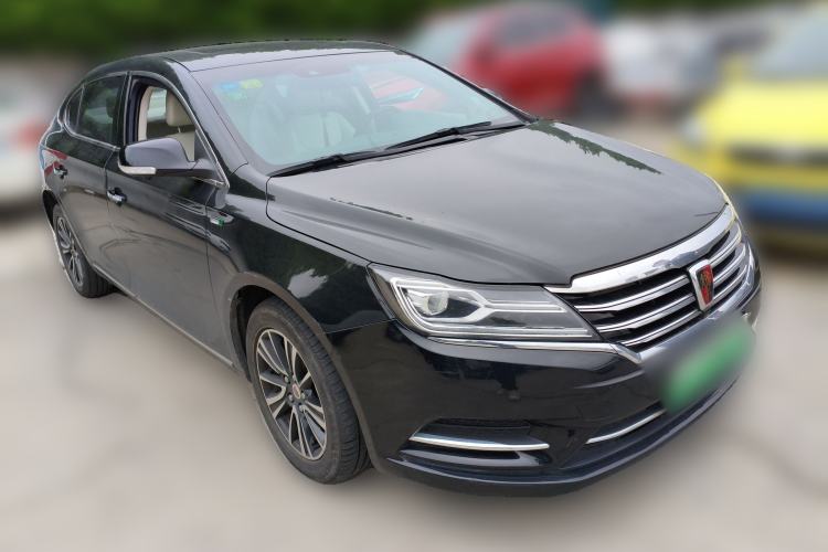 Used Roewe e950 2017 50T Hybrid Connected Executive Edition Front Right 45 Deg