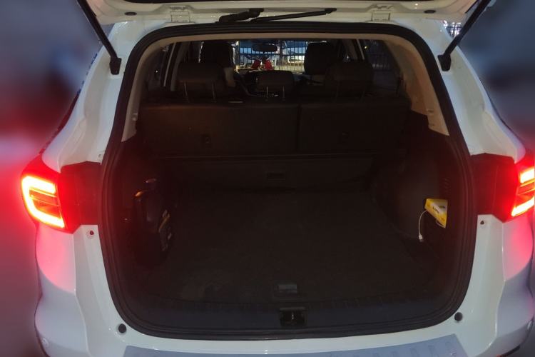 Used Dongfeng Aeolus AX7 2018 1.6T Automatic Luxury Special Edition Trunk