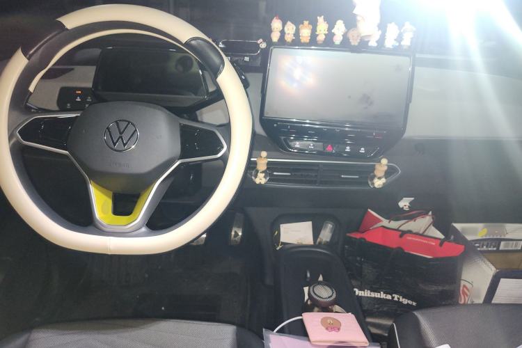 Used Volkswagen ID.3 2023 Pure Smart Edition Center Console