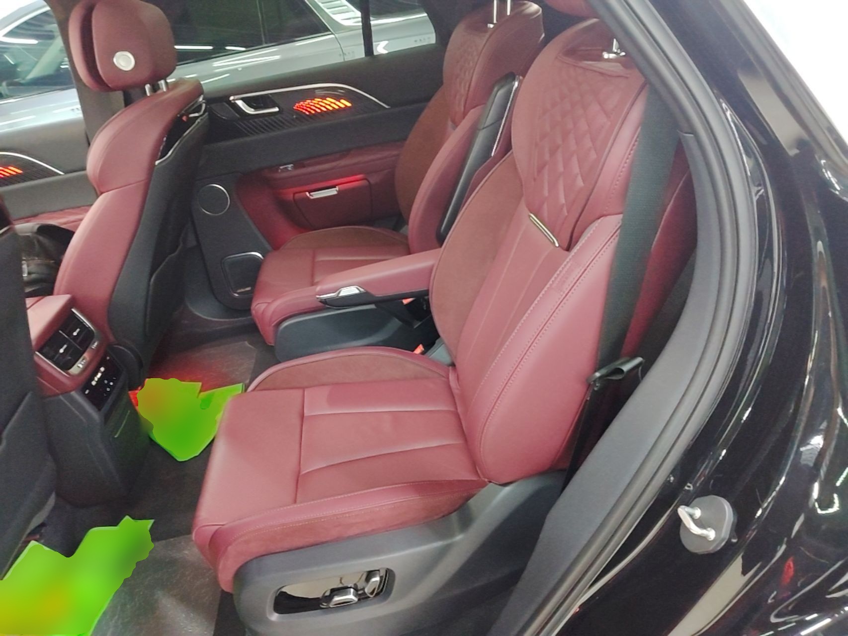 Hongqi E-HS9 2022 690 km Range Flagship Edition Six Seats — снимка 20