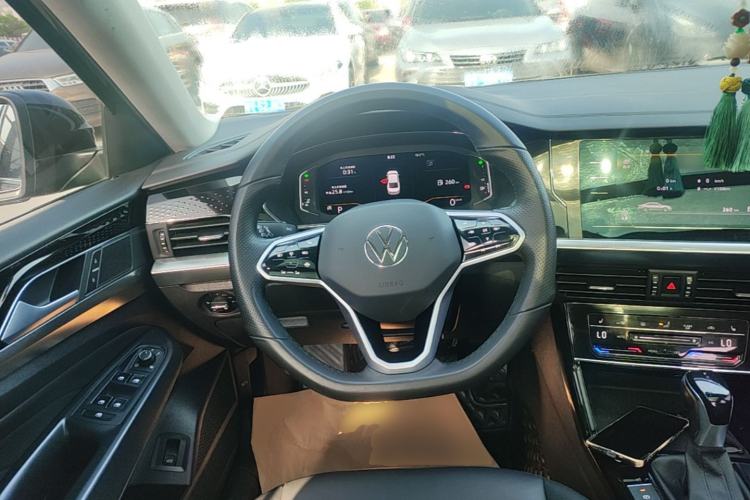 Used Volkswagen Passat 2023 Revised 330TSI Elite Edition Steering Wheel