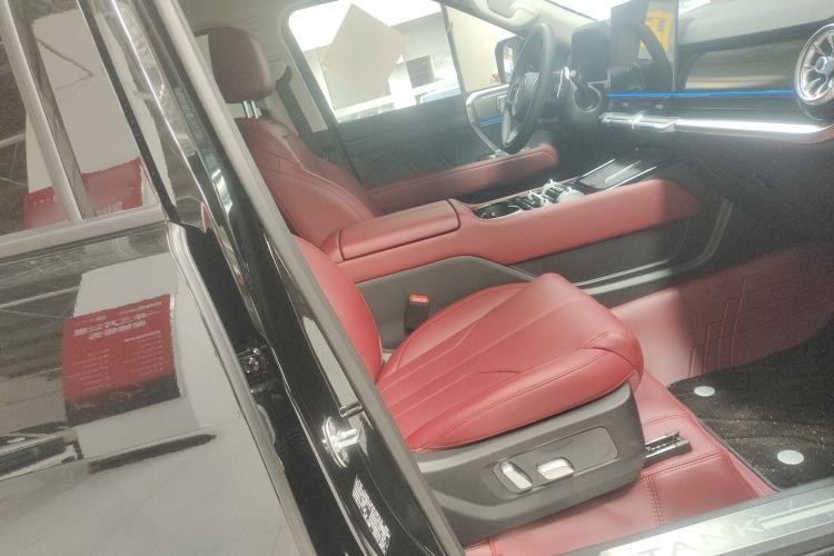 Used Tank 400 New Energy 2026 Model—Hi4-T Smart Enjoyment Version Right Front Seat